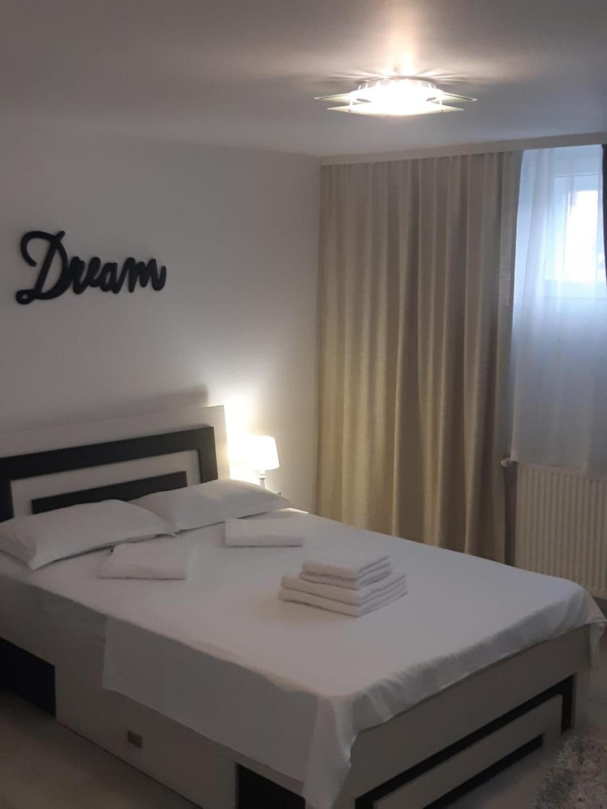 Ferienwohnung La Relax Brașov Exterior foto