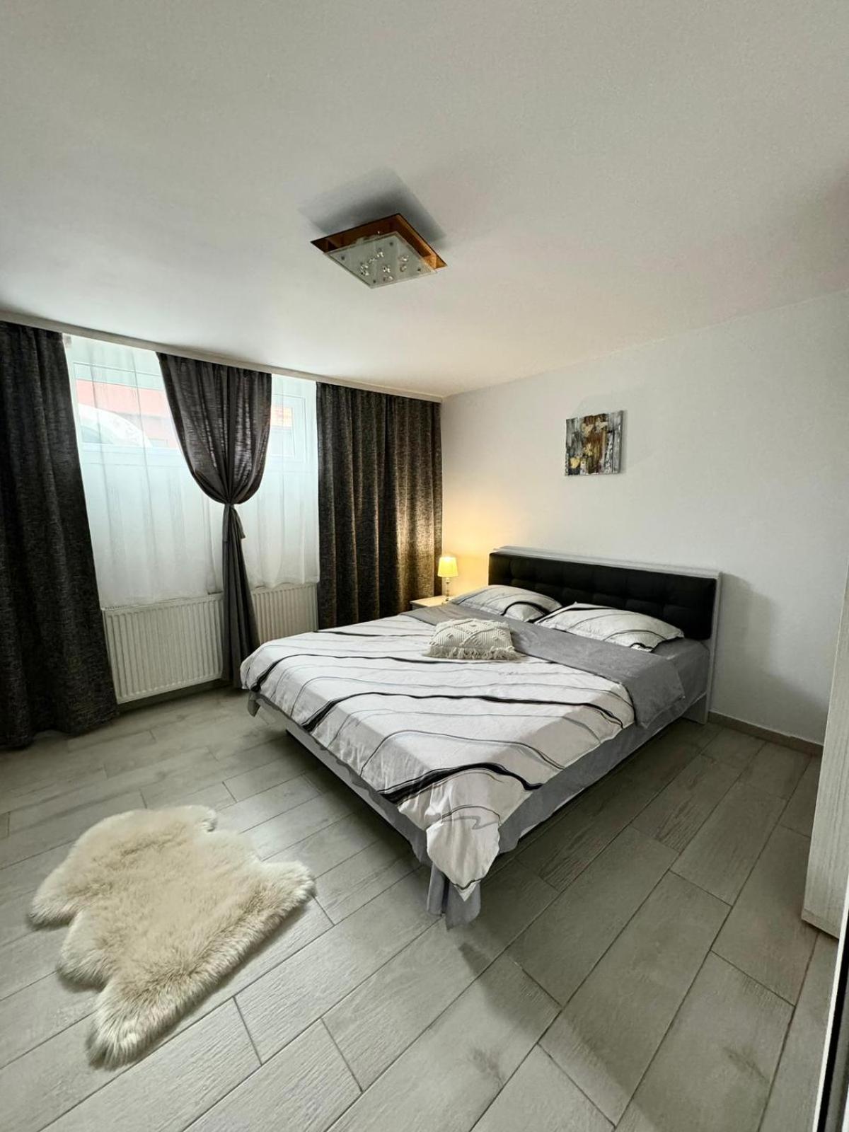 Ferienwohnung La Relax Brașov Exterior foto
